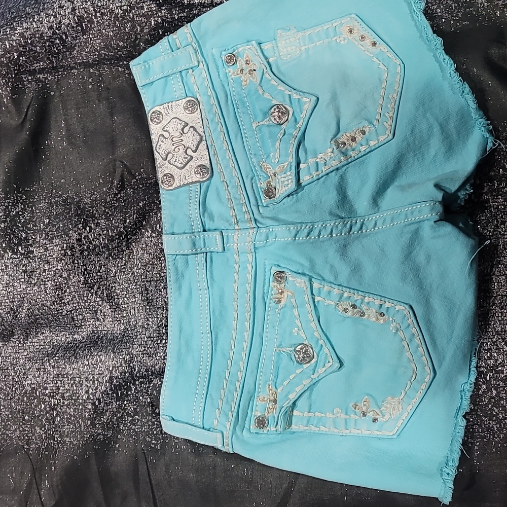 Women shorts